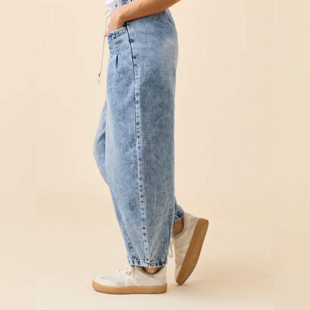 ❌SOLD❌ Sage + Fig Barrel Jeans - Picture 2 of 11